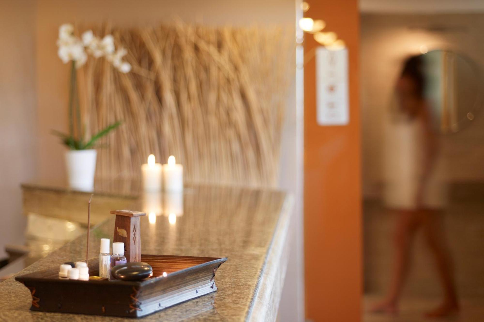 Esperos Mare & Hotell 4*
