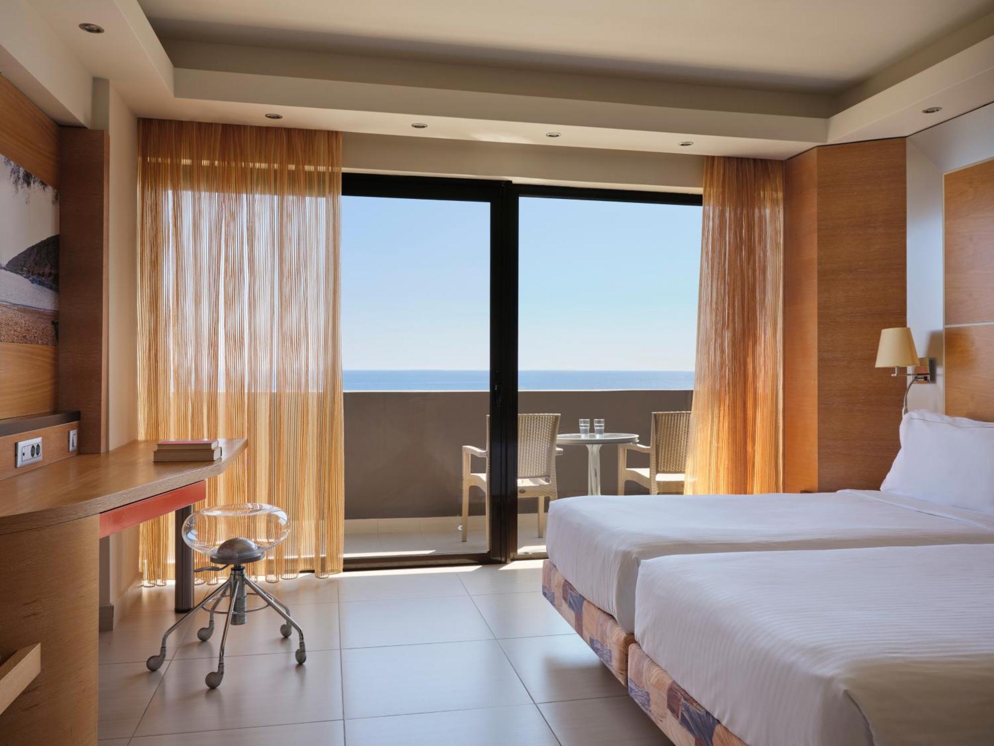 Hotell Esperos Mare &